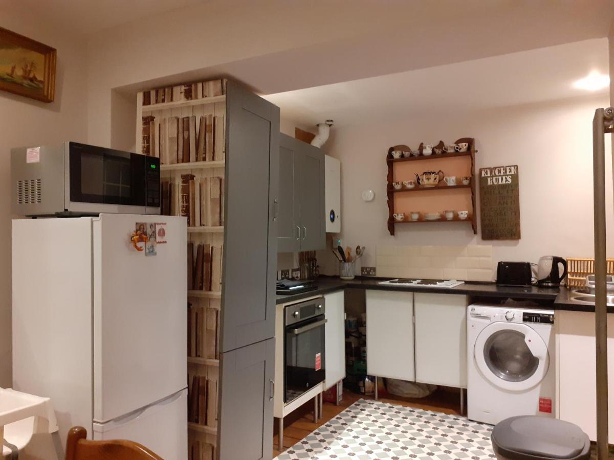 Characterful Cottage Near The Sea, Beach, Pier & Shops Weston-super-Mare Bagian luar foto