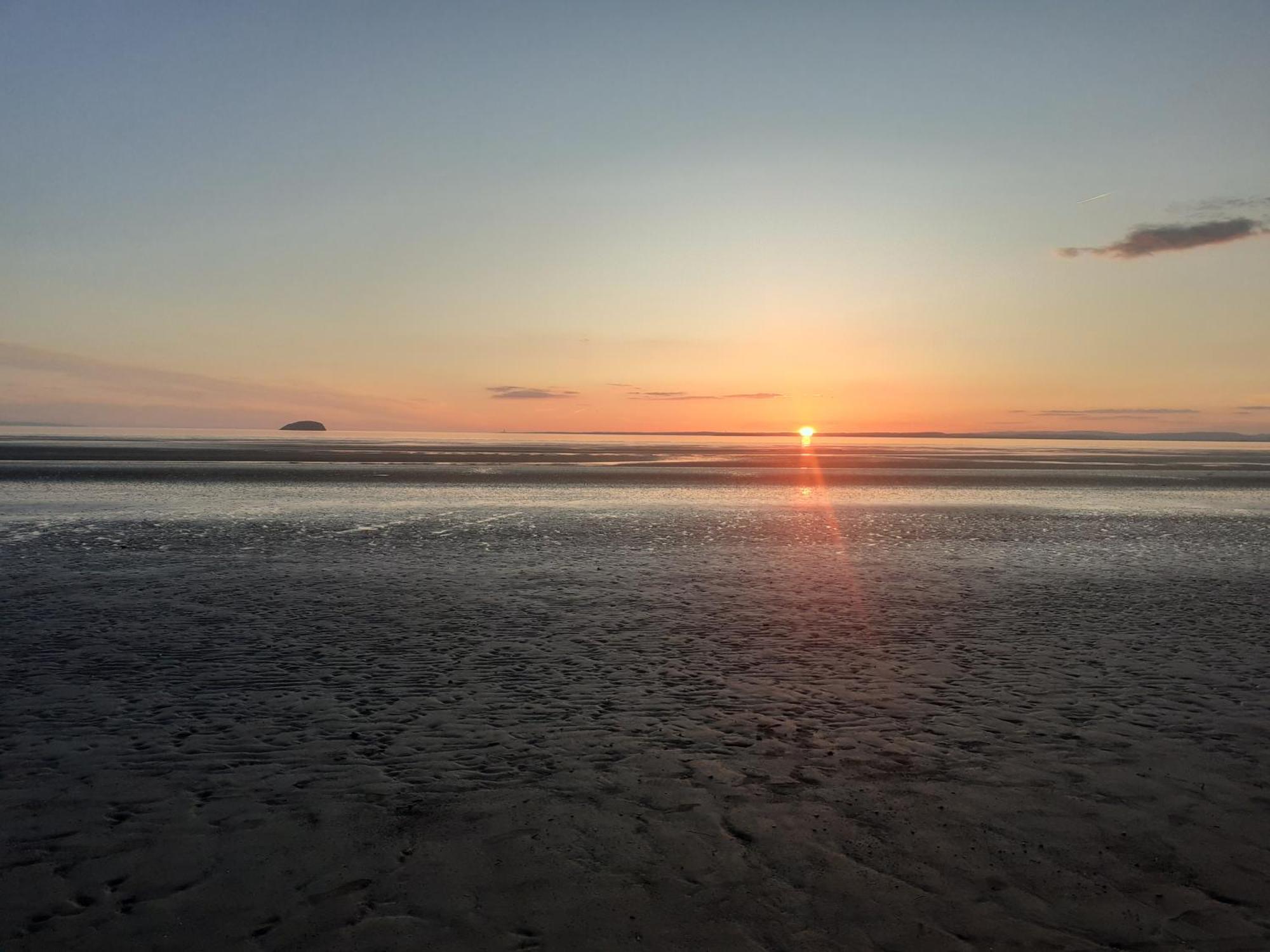 Characterful Cottage Near The Sea, Beach, Pier & Shops Weston-super-Mare Bagian luar foto